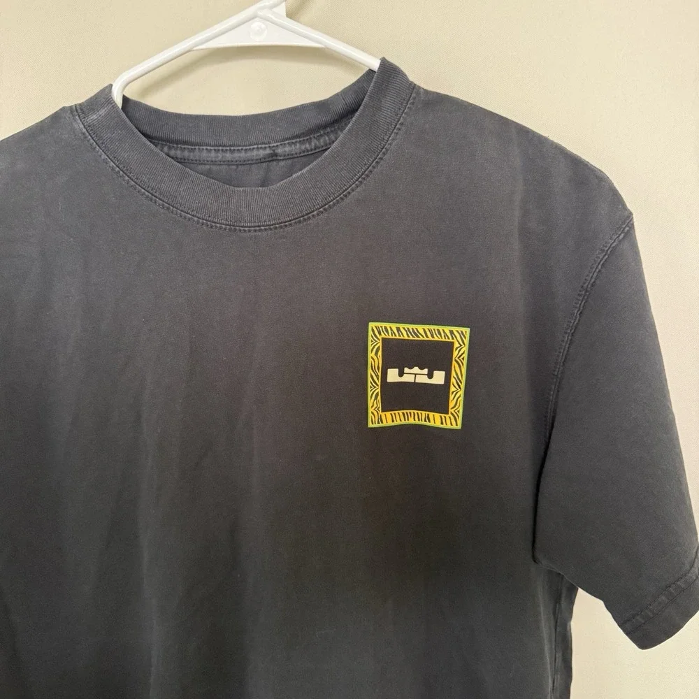 Nike Men's Small Black‎ LeBron Short Sleeve Tee T-Shirt Cotton